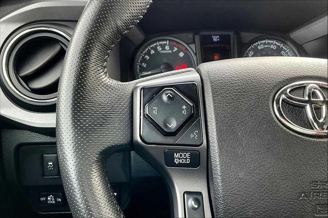 Photo of 2021 Super White Toyota Tacoma