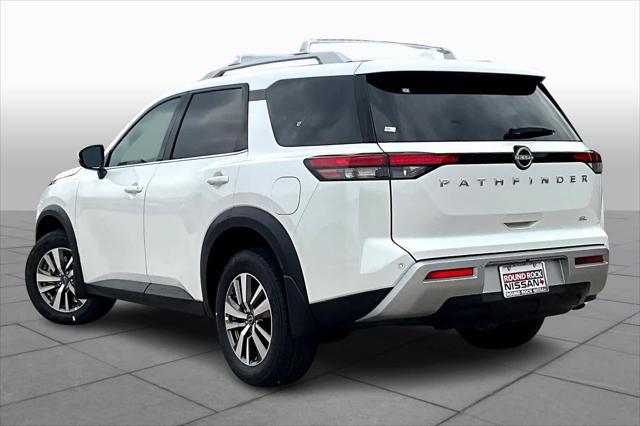 Photo of 2025 White Nissan Pathfinder