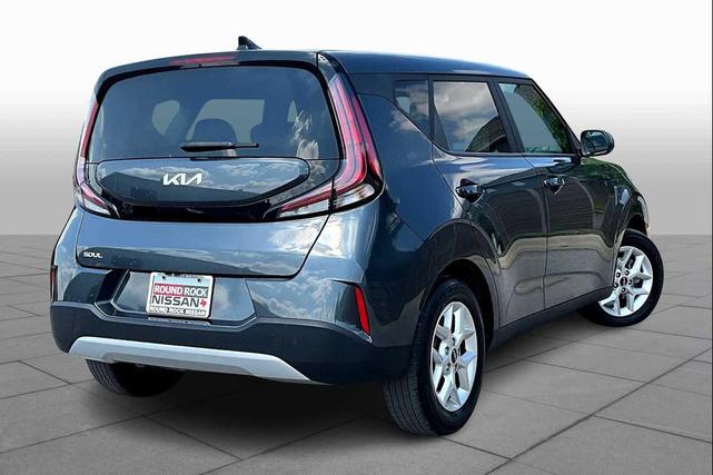 Photo of 2023 Gravity Gray Kia Soul