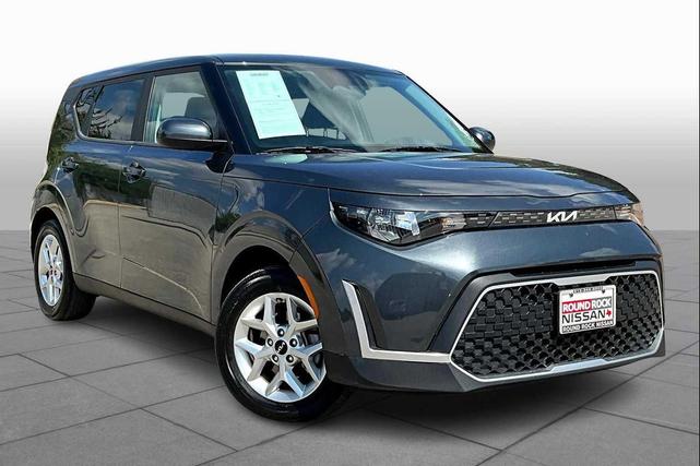 Photo of 2023 Gravity Gray Kia Soul