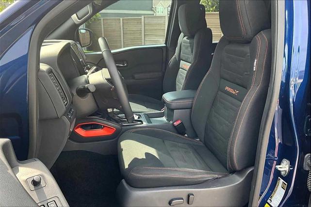 Photo of 2022 Deep Blue Pearl Nissan Frontier