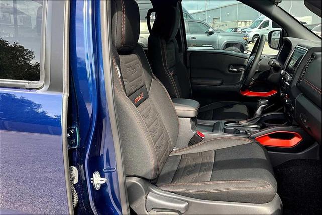 Photo of 2022 Deep Blue Pearl Nissan Frontier