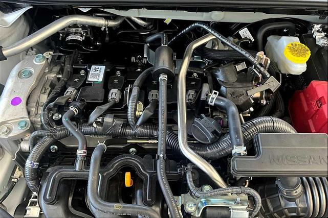 Photo of 2025 White Nissan Sentra