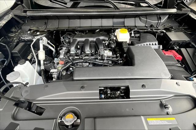 Photo of 2025 Gray Nissan Pathfinder