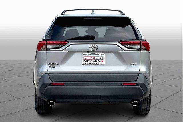 Photo of 2020 Silver Sky Metallic Toyota RAV4