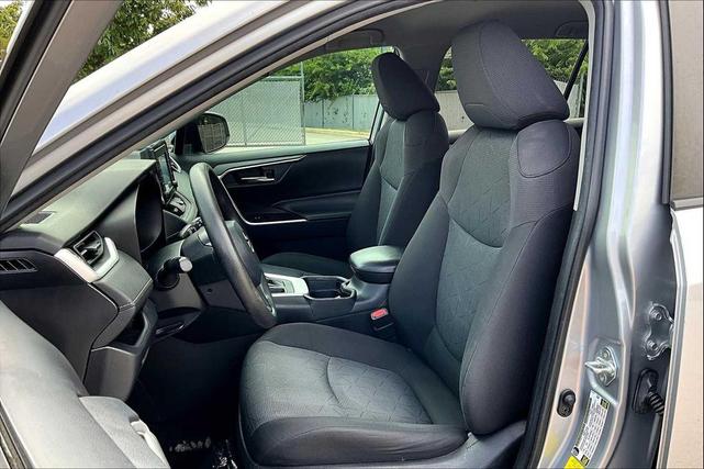 Photo of 2020 Silver Sky Metallic Toyota RAV4