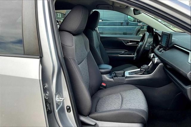 Photo of 2020 Silver Sky Metallic Toyota RAV4