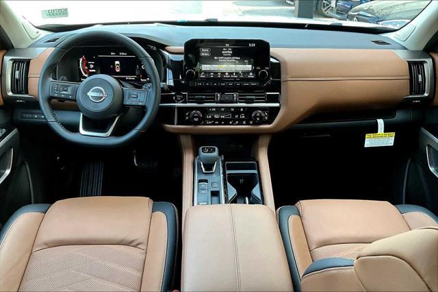 Photo of 2025 White Nissan Pathfinder