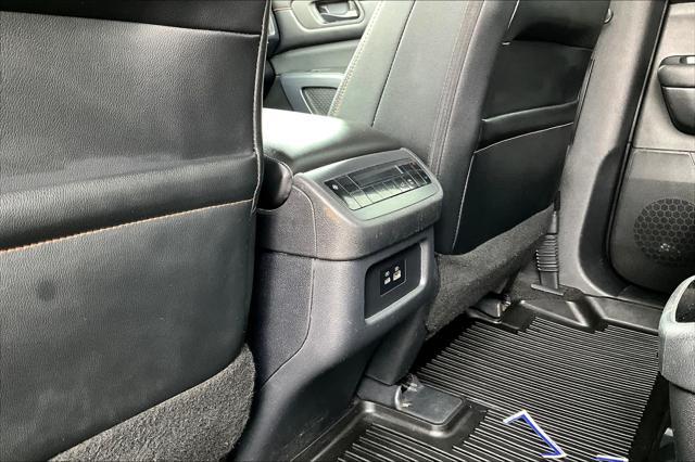 Photo of 2023 Super Black Nissan Pathfinder