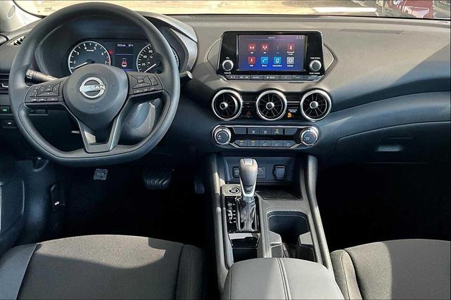 Photo of 2025 Gun Metallic Nissan Sentra