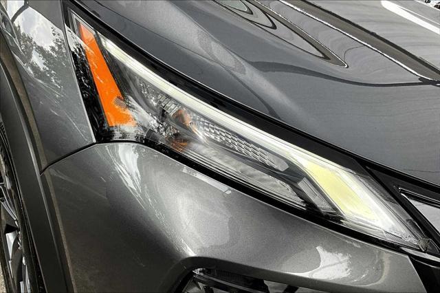 Photo of 2025 Gun Metallic Nissan Rogue