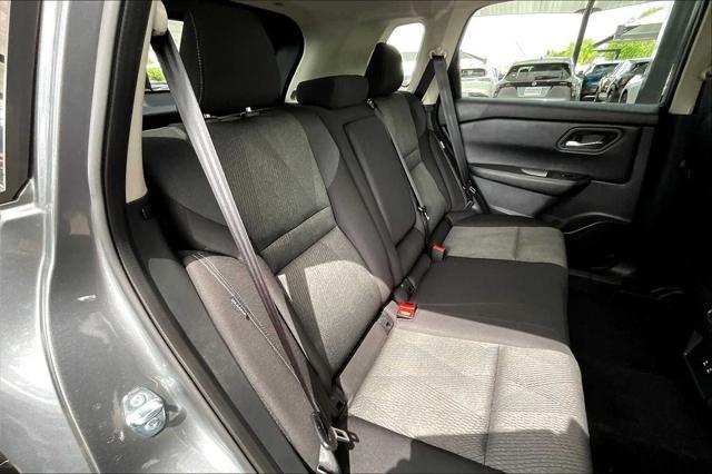 Photo of 2025 Gun Metallic Nissan Rogue