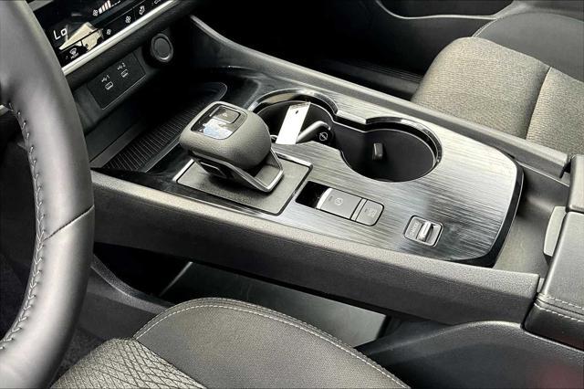 Photo of 2025 Gun Metallic Nissan Rogue