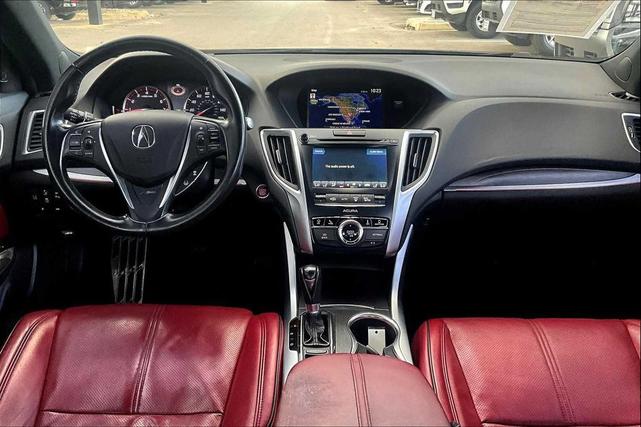 Photo of 2019 Still Night Pearl Acura TLX