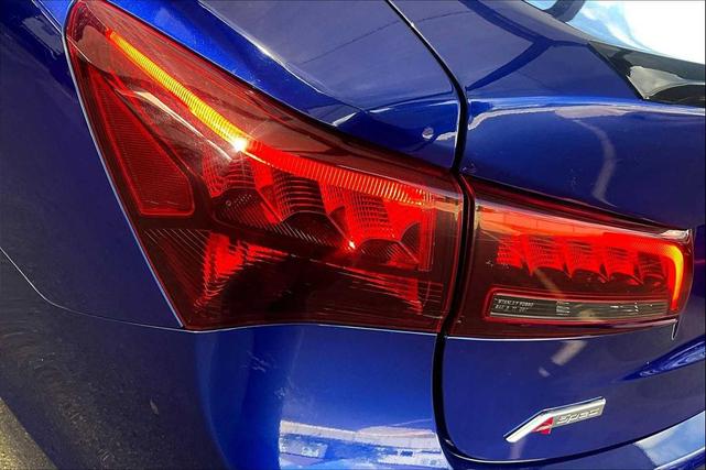 Photo of 2019 Still Night Pearl Acura TLX