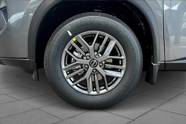 Photo of 2025 Gun Metallic Nissan Rogue