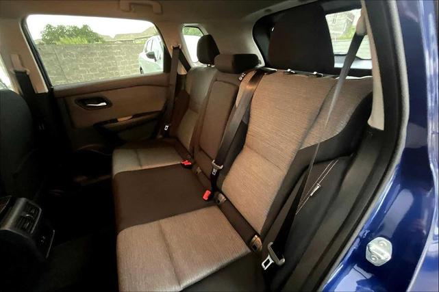 Photo of 2023 Caspian Blue Metallic Nissan Rogue