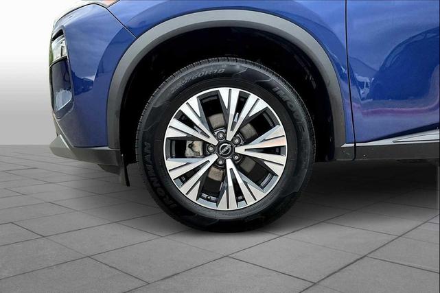 Photo of 2023 Caspian Blue Metallic Nissan Rogue