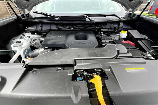 Photo of 2025 Brilliant Silver Metallic Nissan Murano