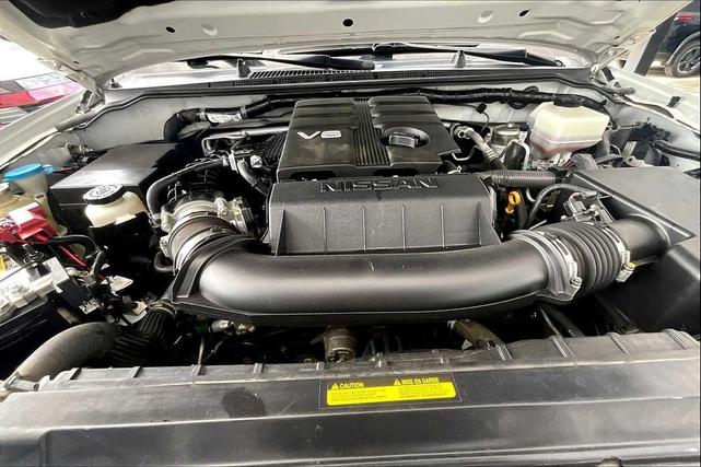 Photo of 2021 Glacier White Nissan Frontier
