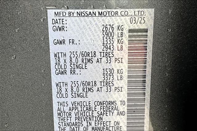 Photo of 2025 Gray Nissan Pathfinder