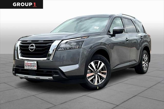 Photo of 2025 Gray Nissan Pathfinder