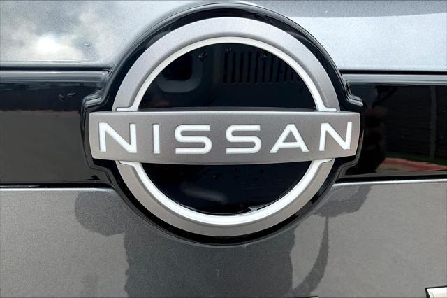 Photo of 2025 Gray Nissan Pathfinder