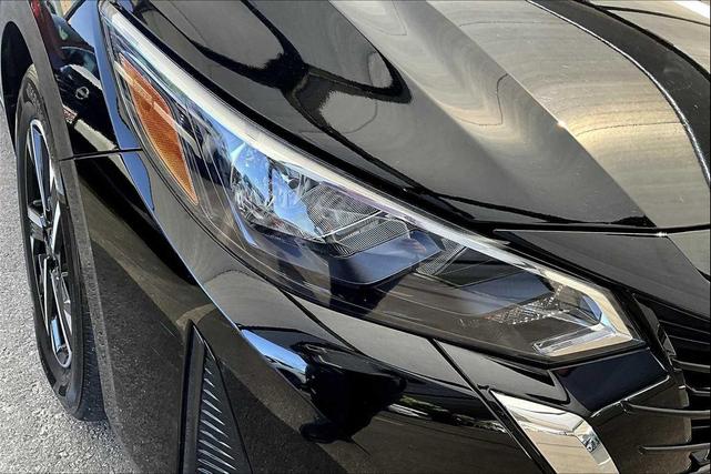 Photo of 2024 Super Black Nissan Sentra