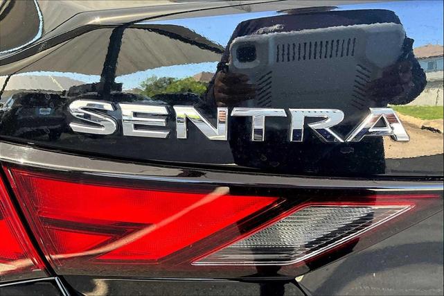 Photo of 2024 Super Black Nissan Sentra