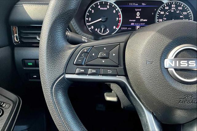Photo of 2024 Super Black Nissan Sentra