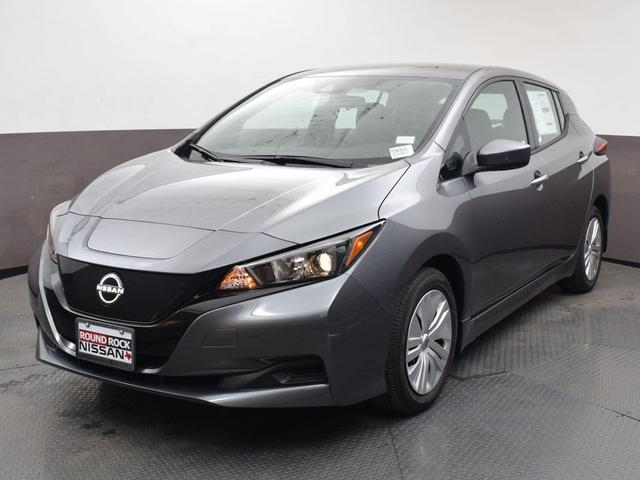 Photo of 2023 Gun Metallic Nissan Leaf