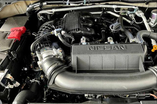 Photo of 2025 Glacier White Nissan Frontier