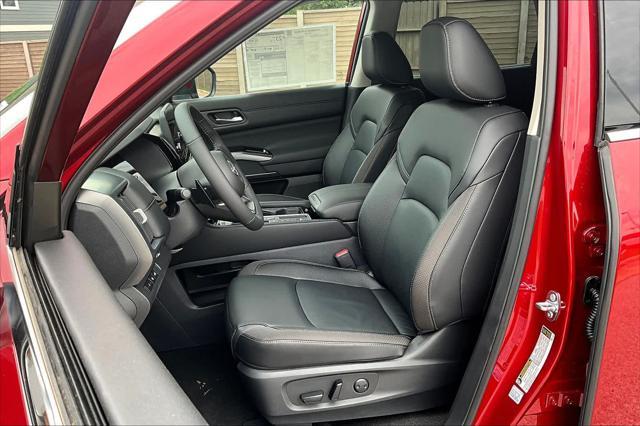 Photo of 2025 Red Nissan Pathfinder