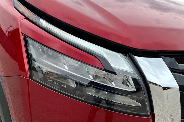 Photo of 2025 Red Nissan Pathfinder