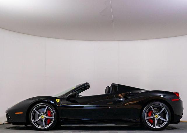 Photo of 2018 Nero DS 1250 Ferrari 488 Spider