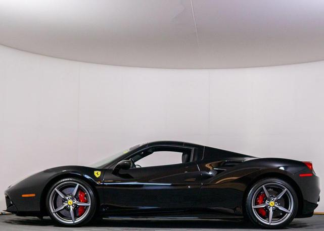 Photo of 2018 Nero DS 1250 Ferrari 488 Spider