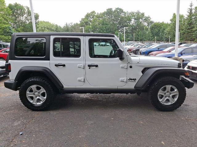Photo of 2022 Bright White Clearcoat Jeep Wrangler Unlimited