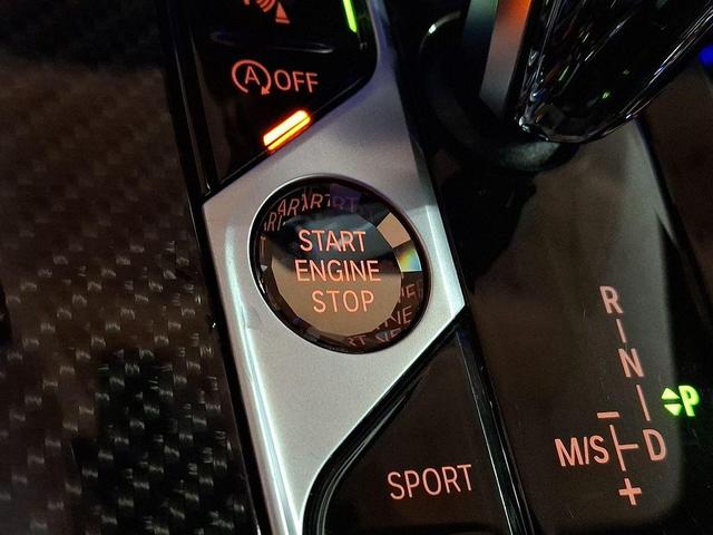 Photo of 2022 Black Sapphire Metallic BMW X5