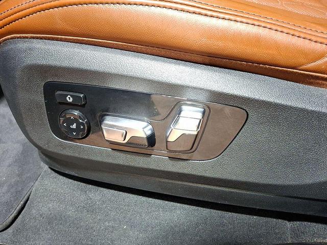 Photo of 2022 Black Sapphire Metallic BMW X5