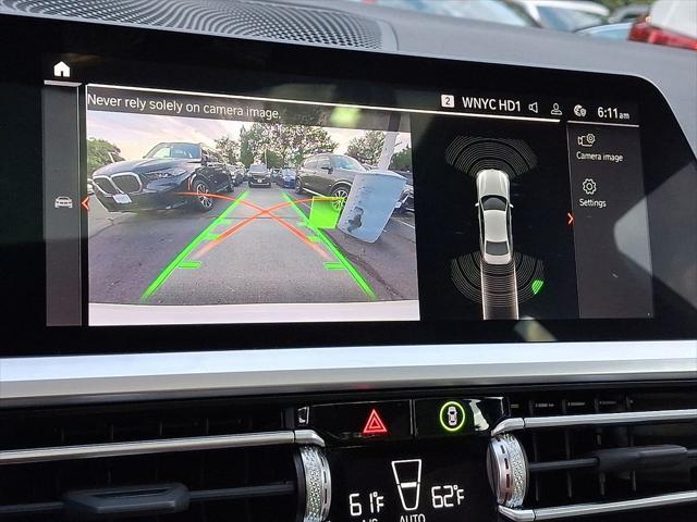 Photo of 2022 Alpine White BMW 330