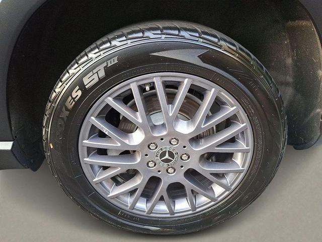 Photo of 2022 White Mercedes-Benz GLE 350