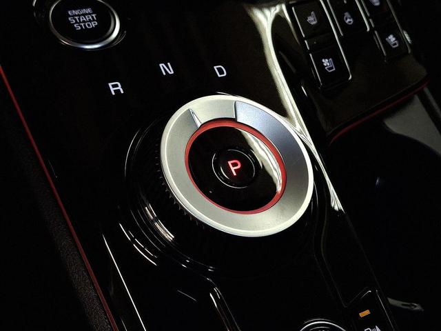 Photo of 2023 Shadow Matte Gray Kia Sportage Hybrid