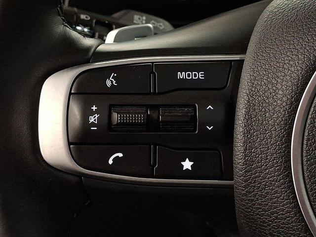 Photo of 2023 Shadow Matte Gray Kia Sportage Hybrid