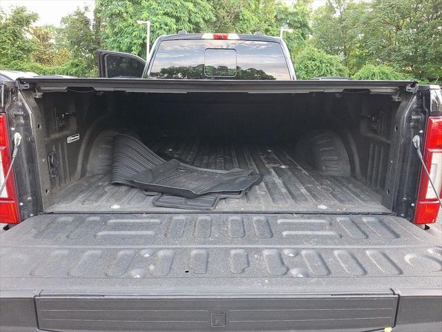 Photo of 2020 Agate Black Metallic Ford F-350