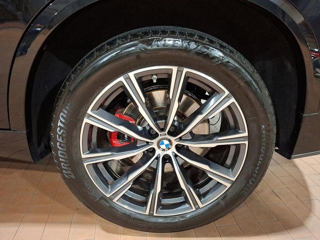 Photo of 2023 Black Sapphire Metallic BMW X5