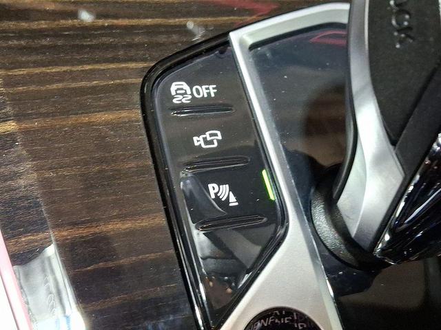 Photo of 2023 Black Sapphire Metallic BMW X5