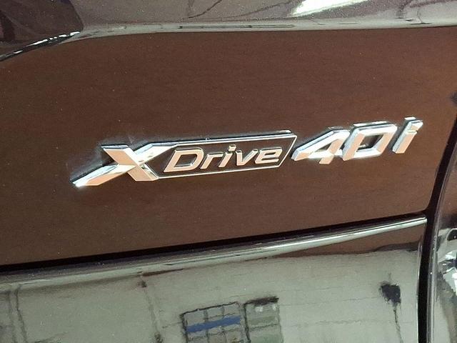 Photo of 2023 Black Sapphire Metallic BMW X5