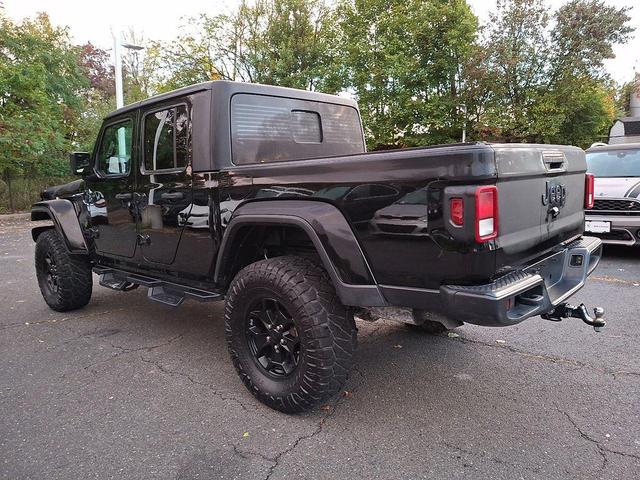 Photo of 2021 Black Clearcoat Jeep Gladiator