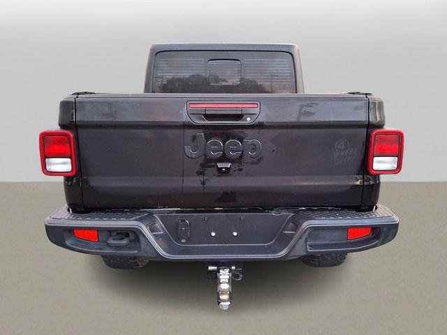 Photo of 2021 Black Clearcoat Jeep Gladiator