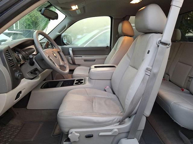 Photo of 2013 Blue Topaz Metallic Chevrolet Silverado 1500